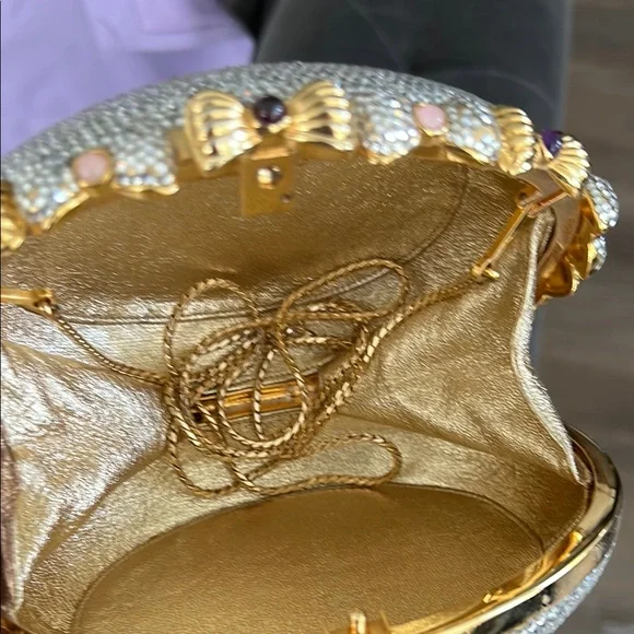 Judith Leiber stone Bag - Picture 5 of 6